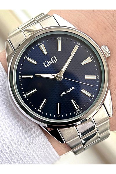 Q&Q 3 Atm Water Resistant Men's Wristwatch - Steel Band, Calendar Dial, 2 Years Warranty Eq.Z94.212Y