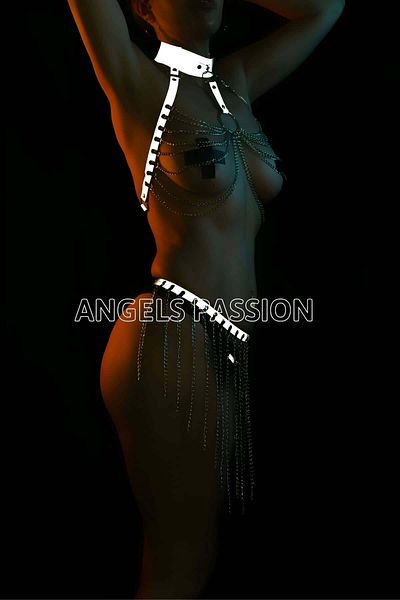 Angels Passion Κομψό σετ λουριών φούστας με συνδυασμό αλυσίδας και ανακλαστήρα