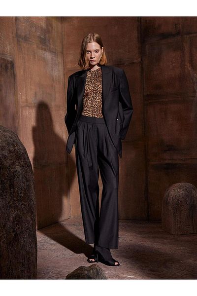 RİVUS Wide Leg Draped Pleated Trousers-Black