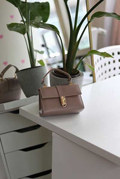 Moom Bag Ženska torba za rame sa lancem i detaljnom kopčom od nerca