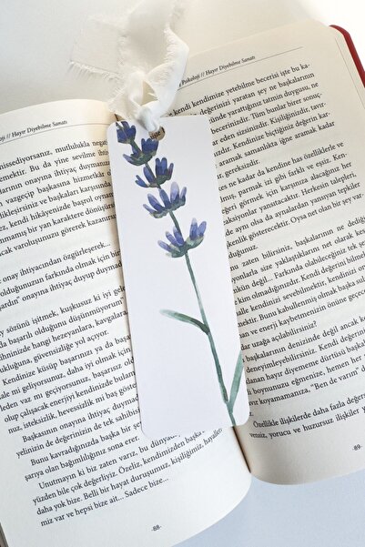 Martius Art علامة مرجعية منقوشة باللافندر الجاف / علامة مرجعية هدية