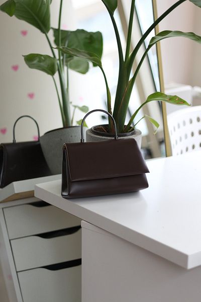 Moom Bag Women's Bitter Brown Matte Leather Metal Handle Detailed Hand & Shoulder Bag