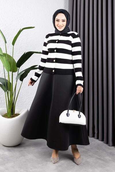 modapinhan Fustă neagră evazată Scuba