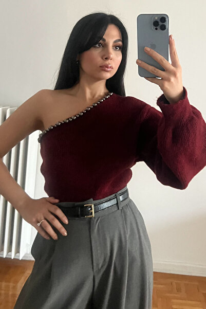 Seda Yalçın Atelier Pulover tricotat cu un singur umăr, roșu Claret