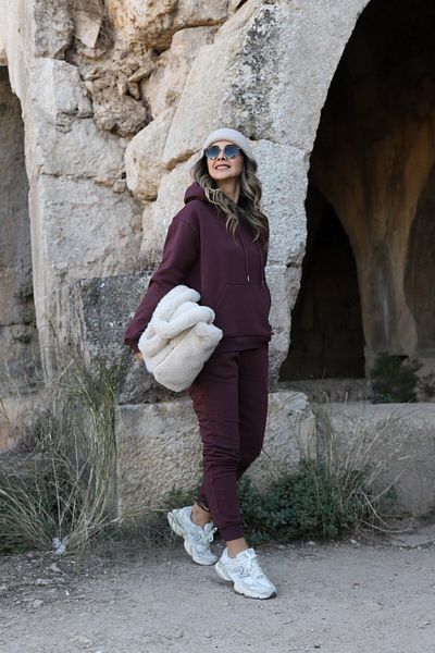 bytugcekaya Σετ φόρμας με κουκούλα σε καφέ σοκολάτα