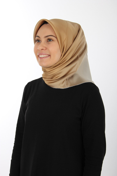 Aker 372 Aker Sura Шовковий шарф 7656701