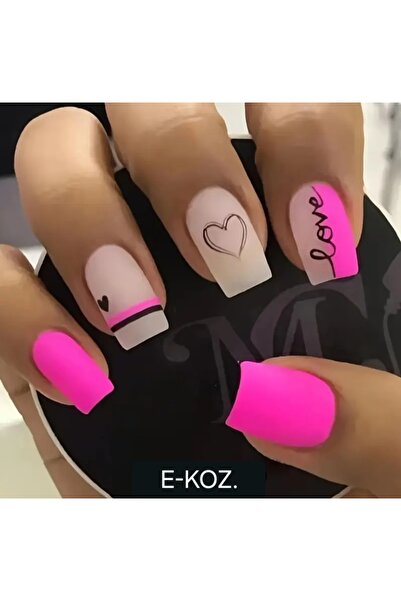 Butik Love Mat Pembe Kare Orta Uzunlukta 24'lü Takma Tırnak Seti