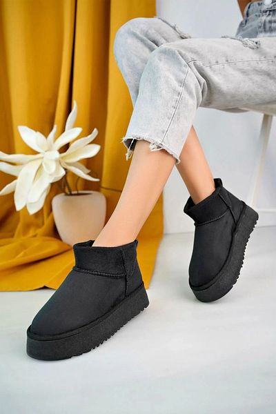 Saks Gardrop Black Suede and Fur Detailed Thick Sole Women's Ankle Boots