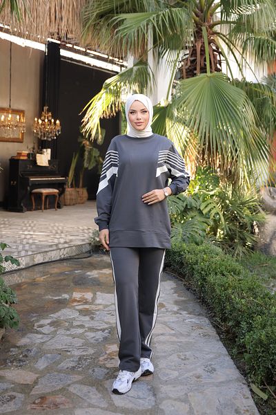 Ryzi Moda Women's Hijab Tracksuit Double Set - Oversize, Crew Neck 100% Cotton Fabric