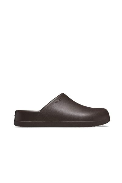 Crocs شبشب نسائي من Dylan Clog - لون إسبريسو