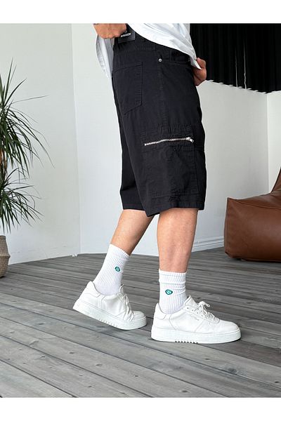 BYBASICMAN Черни къси панталони с джоб с цип B-3072