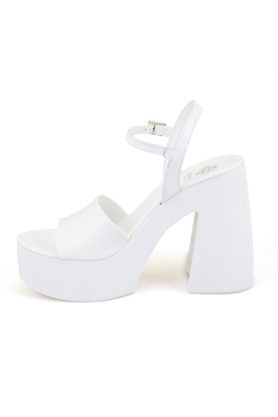 Desa Γυναικεία δερμάτινα πέδιλα με τακούνι σε λευκή πλατφόρμα