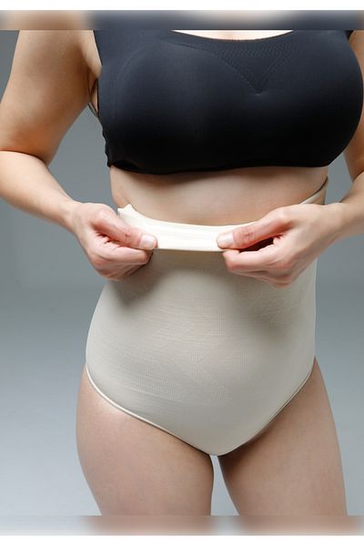 MİSTİRİK Ψηλόμεσο Lorica Μοντέλο Seamless Tummy Control Panties - Χρώμα δέρματος κορσέ
