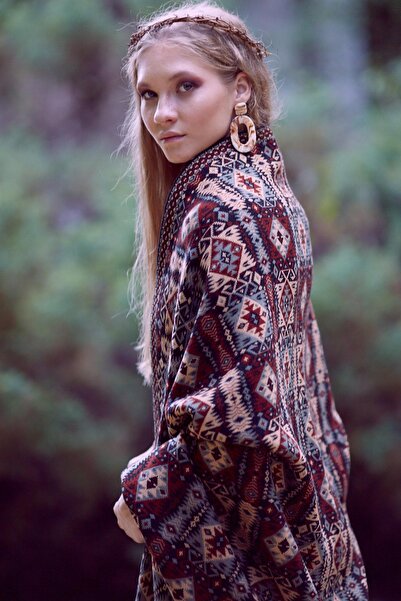 Uludağ Triko Kadın Gümüş Etnik Desenli Kilim Şal