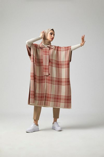 Uludağ Triko Women's Stone Red Plaid Patterned Poncho