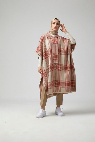 Uludağ Triko Women's Stone Red Plaid Patterned Poncho