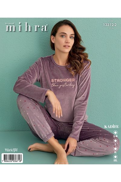 Mihra Velvet Buttoned Long Sleeve Pajama Set