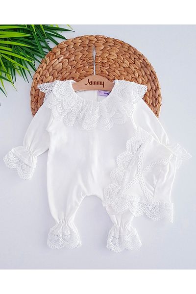Jammybaby طقم رومبير وقبعة من الدانتيل من Laura Guipure مصنوع من القطن الممشط بنسبة 100% - إصدار مستشفى مولود جديد