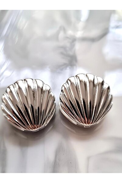 trioco Silver Oyster Earrings