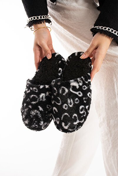 MODA TÜYLÜ KAPALI Kadın Ev Terliği Kışlık Terlik Sessiz Taban Leopar Desen