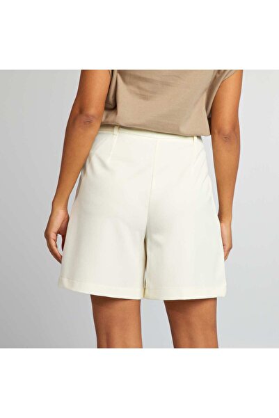 KIABI High-waisted pleated shorts WHITE