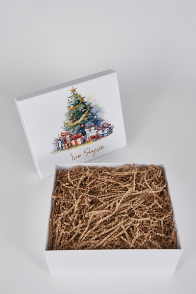 HEDİYEDİYE Kişiye Özel Isimli Yılbaşı Tasarımlı Beyaz Renk Hediye Kutusu 25x3...