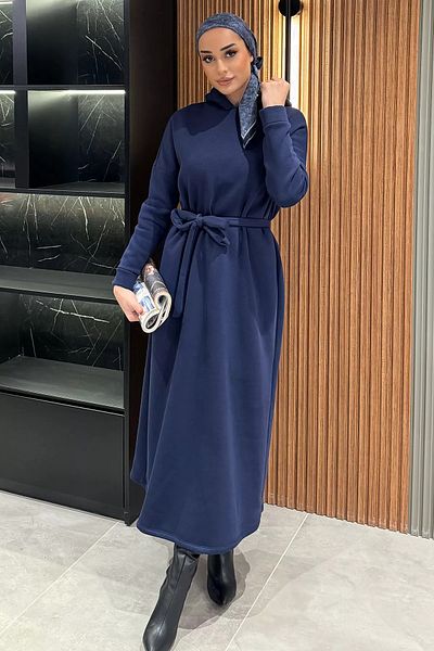 julude Φόρεμα Hijab με κουκούλα σε μπλε ναυτικό με τρεις κλωστές