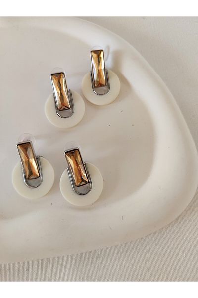 LİLYA AKSESUAR Vip Series Baguette Stone Earrings