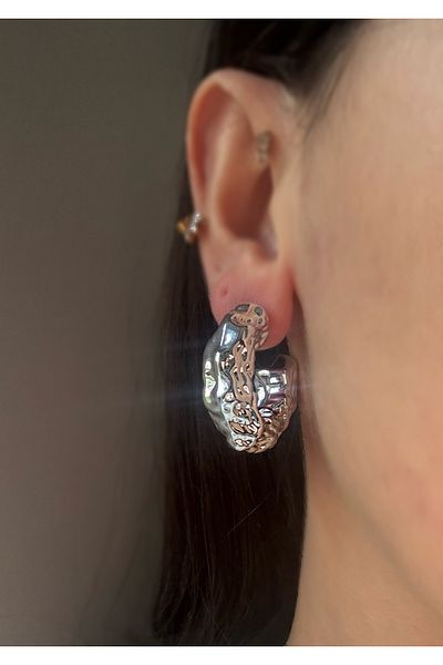 MioArt Women's Scrunch Hoop Silver Earrings