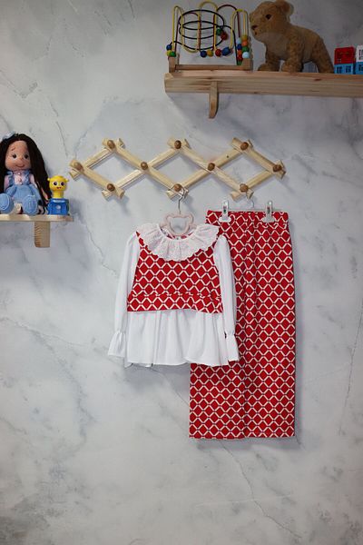 FESSHERA Girl's Diamond Patterned 2-Piece Set Elegance and Comfort Together - Special Patterned Double Set