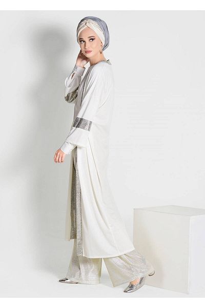 TRENDTESETTÜR Women's Ecru Silvery Stripe Detailed Cardigan 75571