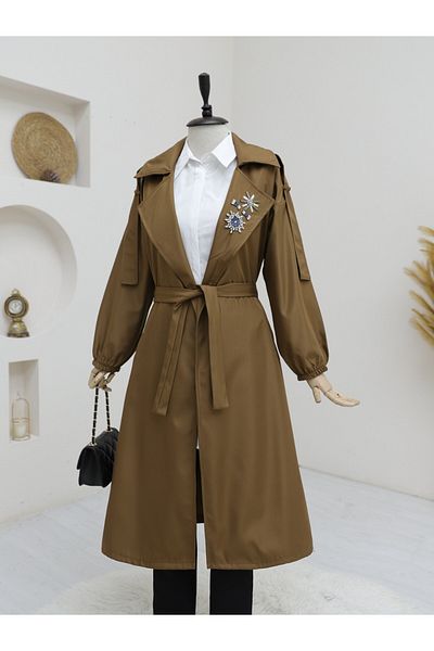 Modamorfo Detaillierter Trenchcoat mit Ballonärmeln und Brosche – Hellbraun