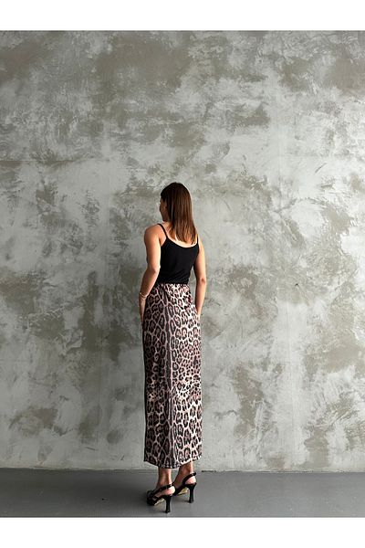 bm bessomoda fashion boutique Rochie de damă cu decolteu în V cu imprimeu leopard, lungime midi, cu bretele