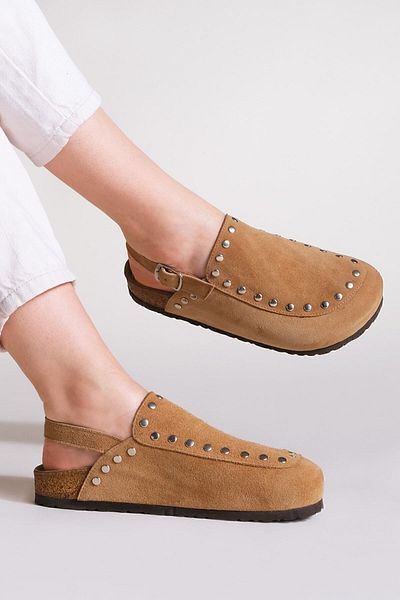 Marjin Damen Sandalen aus echtem Leder mit Eva-Sohle, vorne geschlossen, mit Nieten, lässige Sandalen Bolve hellbraun