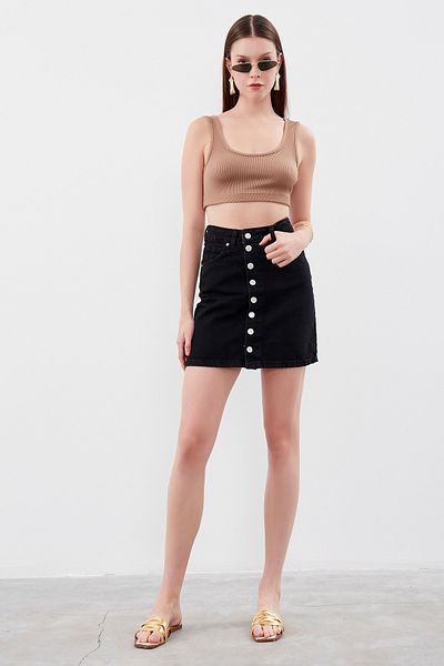 its basic Buttoned Front Black High Waist Women's Jean Skirt