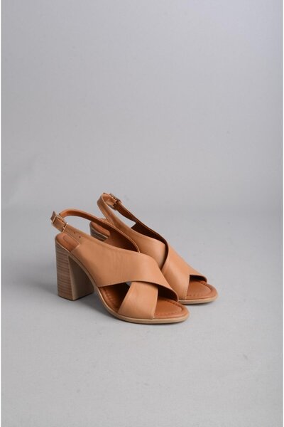 SEÇ KUNDURA صندل نسائي بكعب من الجلد الطبيعي - اختيار 3004 TABA