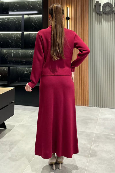 julude Claret Red Button Λεπτομερής Ζακέτα Φούστα Hijab Knitwear Σετ δύο τεμαχίων