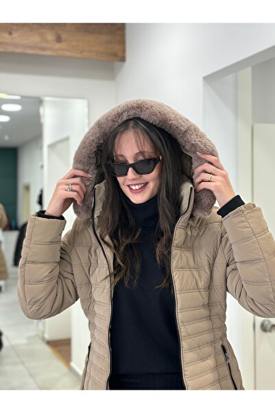 PIQUE Women's Faux Detachable Hooded and Fur Sleeves Elastic Belted Coat