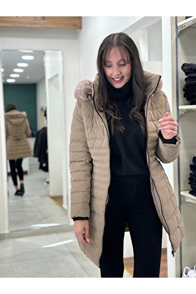 PIQUE Women's Faux Detachable Hooded and Fur Sleeves Elastic Belted Coat