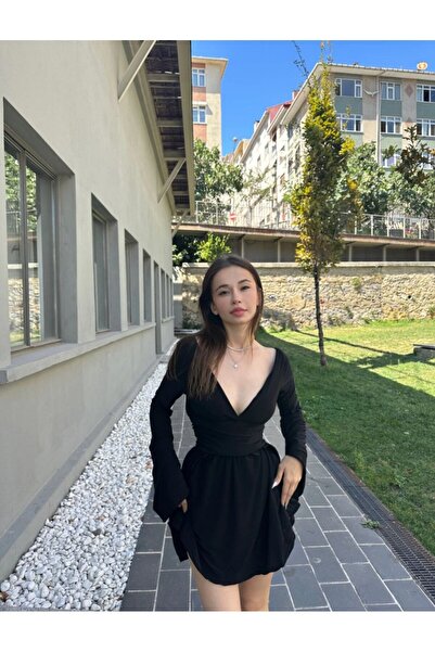 Elaxi Sandy Kumaş Kendinden Şortlu Göğüs Dekolteli Mini Elbise