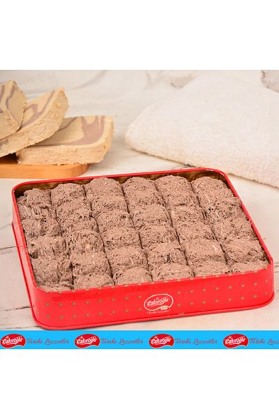 Öz Çakıroğlu Cocoa Baklava Slice Halva in a Tin Box of 1700 g