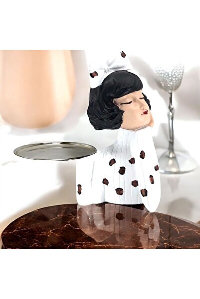 ufak dusler atölyesi tepsi tutan kız sunumluk