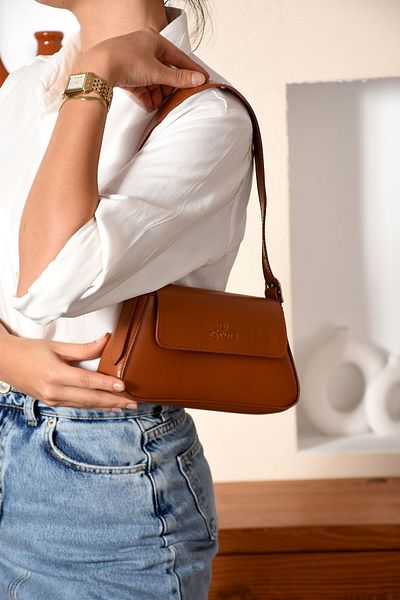 Paradise Tan Women's Stylish Shoulder Bag - Estute