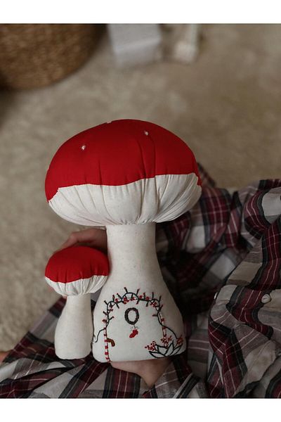 Eddasmagasin Cute Mushroom Pillow