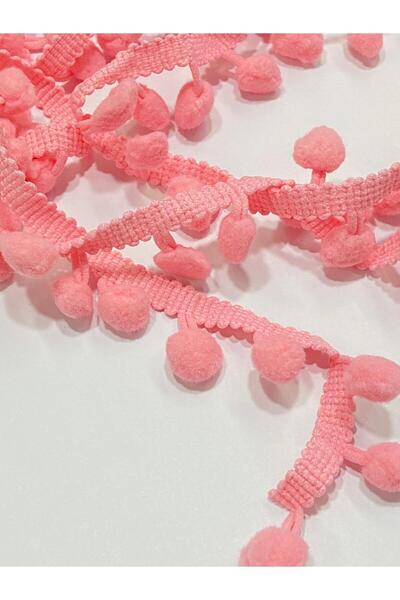 karantuhafiye 2-метрова висяща панделка с помпони