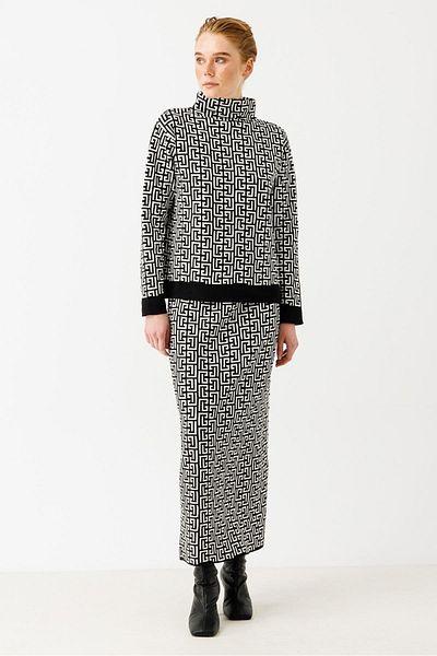 Ghisa Black Ecru Knitwear Set
