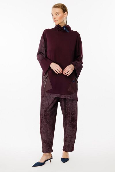 Ghisa Plain Plum Suit - Collar Detail