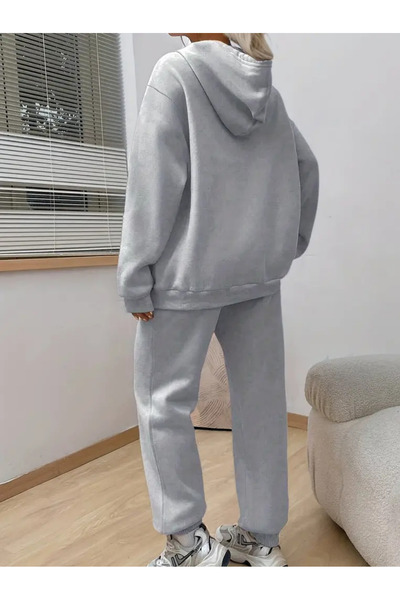 Cakkey Women's Sweatshirt and Jogger Tracksuit Set with Cute Teddy Bear Print - Comfortable Fit