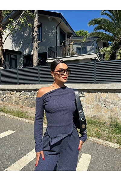 HARMONY GLOBAL Жіночий комплект Laci - Асиметричний виріз плечей, блуза з довгими рукавами та штани з еластичним поясом 7134