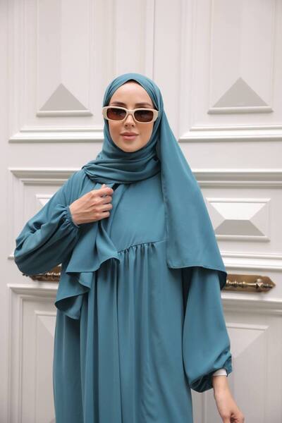 Nueny prive Cross Robal Dress with Shales